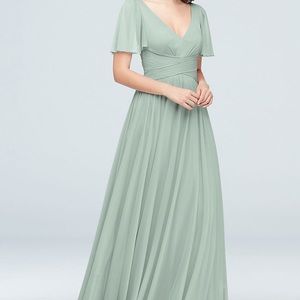FLUTTER SLEEVE CRISSCROSS MESH BRIDESMAID DRESS